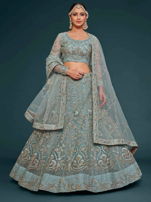 Lehenga Choli en tulle doux Bleu Océan avec broderie en fil, zari, badla et dori COLLECTION JESAL
