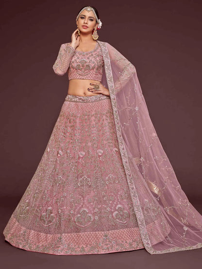 Lehenga choli en tulle doux Rose Perle avec broderie en fil, zari, badla et dori pailleté COLLECTION JESAL