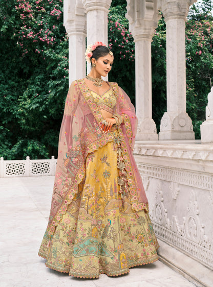 Lehenga de mariée rose clair et jaune en soie fantaisie avec broderies COLLECTION ESHA