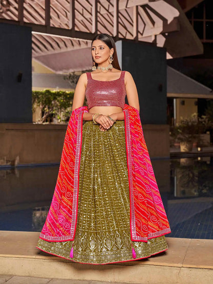 Lehenga glamour en georgette olive et rose avec broderie au zari et sequins