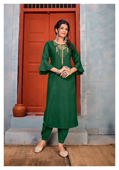Grünes Kurta-Hosen-Set aus Viskose mit Details