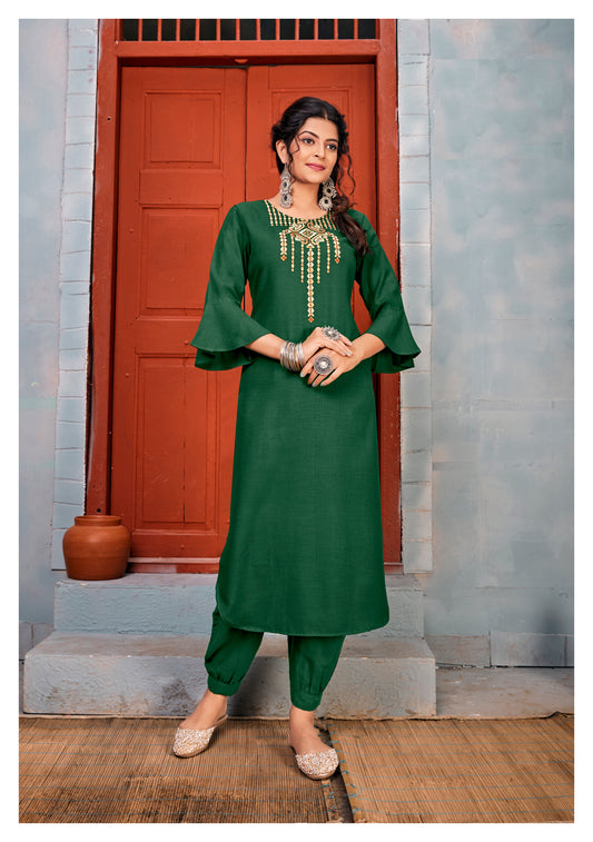Grünes Kurta-Hosen-Set aus Viskose mit Details
