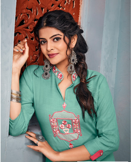 Türkisblaues Kurta-Hosen-Set aus Viskose mit Details