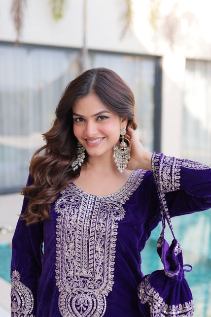 Ensemble Salwar Suit violet foncé et clair en velours et zari avec sac style batwa assorti COLLECTION ZOYA