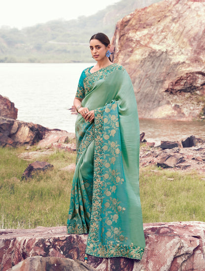 Sari bleu ciel ombré en soie Bagalpuri et jacquard COLLECTION SAYAARAH