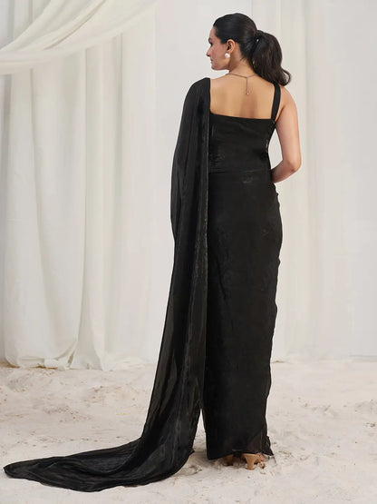 Sari de soirée noir glamour en organza avec travail fait main
