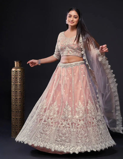 Lehenga Choli Rose Pêche en Tulle – Broderie Dori et Sequins
