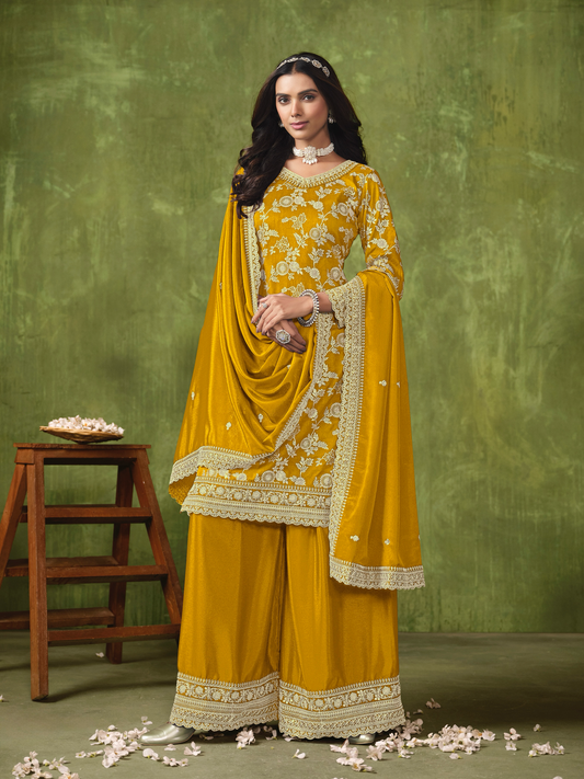 Senfgelbes Chinnon-Salwar-Anzug-Set