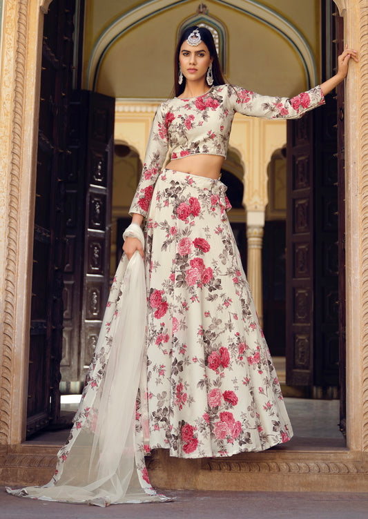 Rosa 3-teiliges Lehenga-Jacken-Set (Koti) mit Stickdetails
