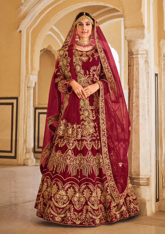 Eleganter rosa-grauer Braut-Lehenga mit Zarkan-Stickerei und Pailletten