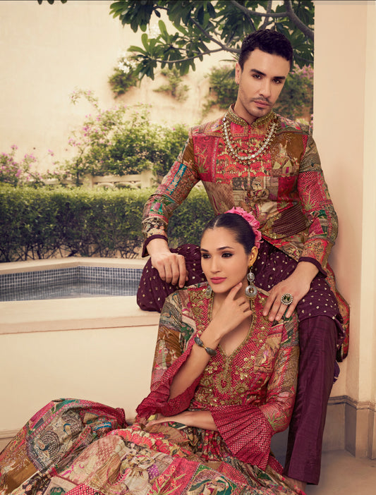Eleganter rosa-grauer Braut-Lehenga mit Zarkan-Stickerei und Pailletten