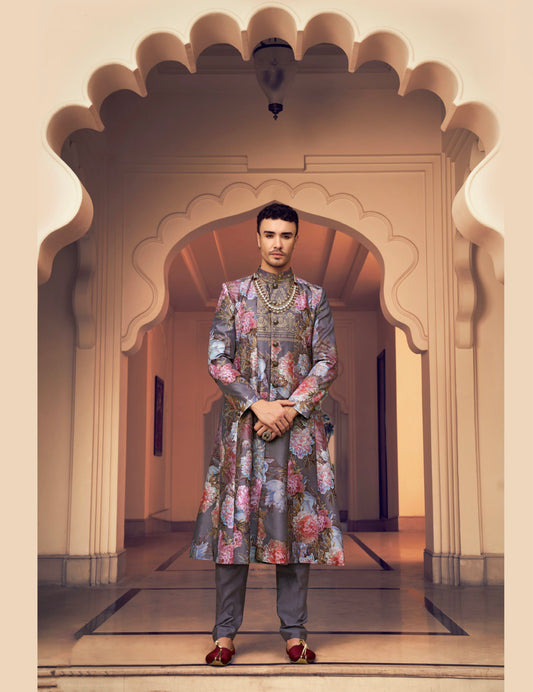 Eleganter rosa-grauer Braut-Lehenga mit Zarkan-Stickerei und Pailletten