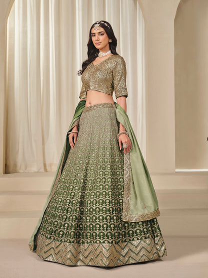 Eleganter rosa-grauer Braut-Lehenga mit Zarkan-Stickerei und Pailletten