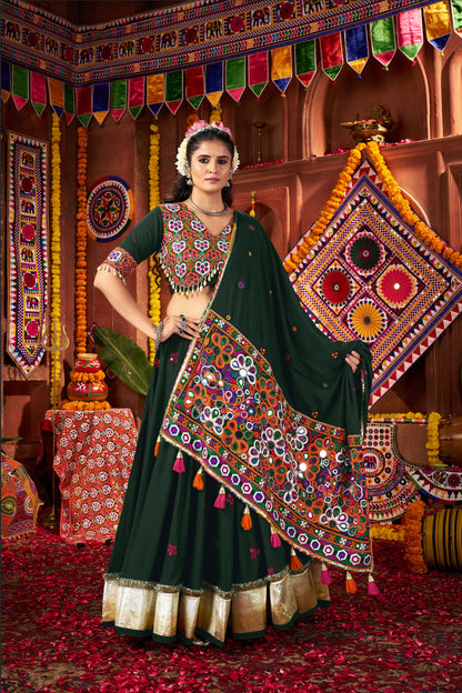 Lehenga de Navratri vert foncé en viscose coton et travail kutchi