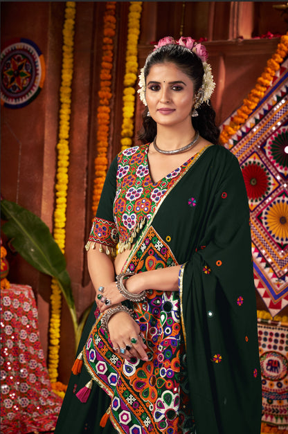 Lehenga de Navratri vert foncé en viscose coton et travail kutchi