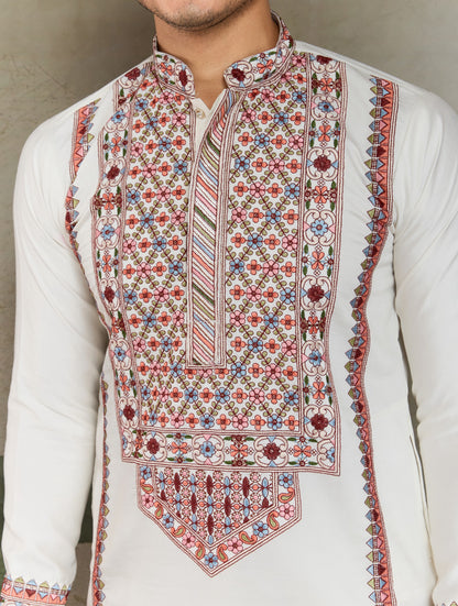 Kurta festif Homme blanc cassé en soie viscose avec broderies