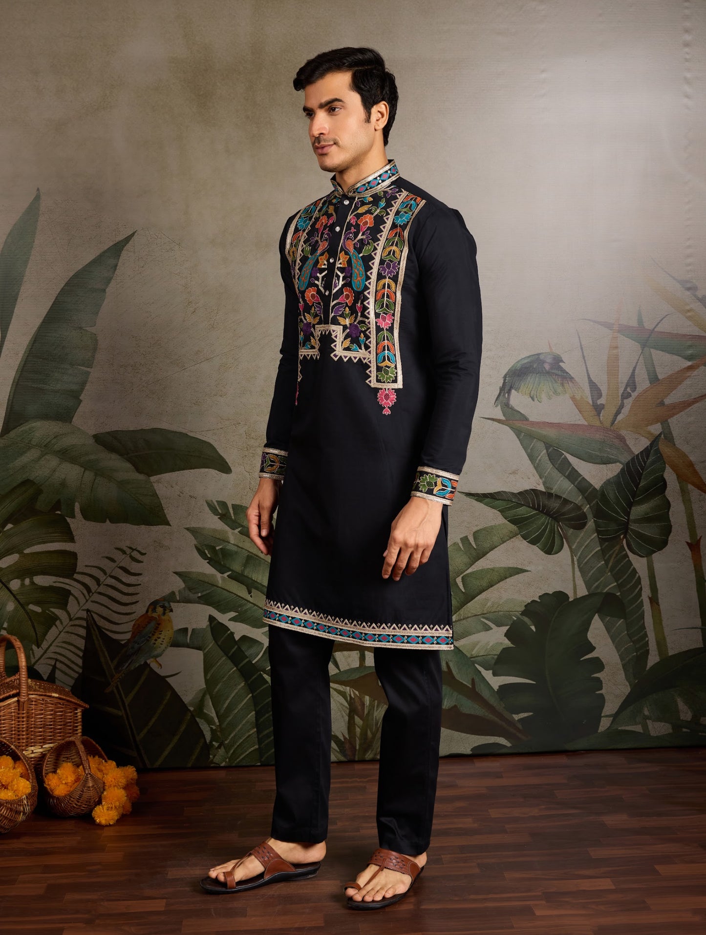 Himmelblaues Kurta mit Spiegelstickerei und Dupatta