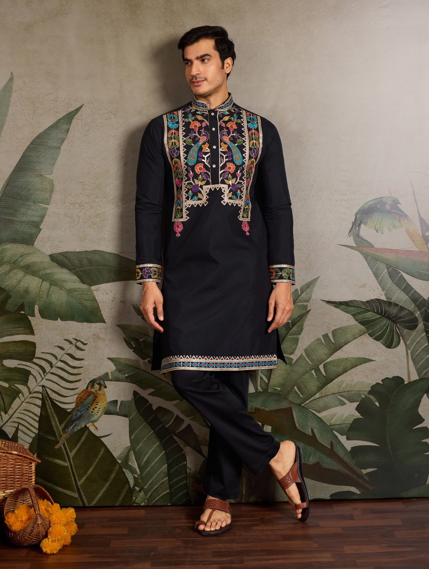Himmelblaues Kurta mit Spiegelstickerei und Dupatta