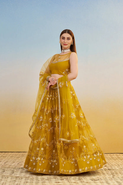 Lehenga Jaune Clair en tulle avec broderies et sequins brillants festif COLLECTION LARA