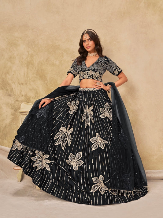Lehenga noir de soirée avec fleurs en soie artificielle COLLECTION RIYAH