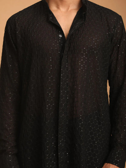 Kurta Pantalon coupe droite Noir en Georgette et sequins à col dégagé