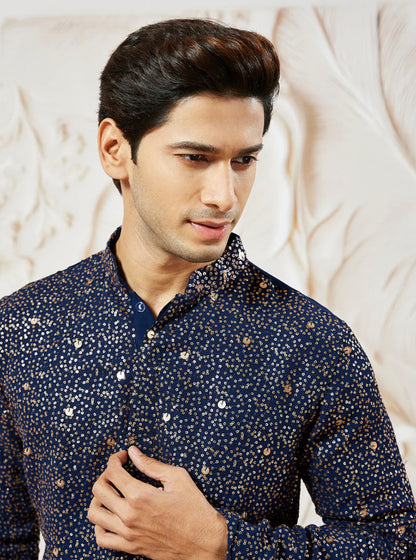 Kurta Pantalon Patiala Bleu Nuit Sequins Dorés en Georgette
