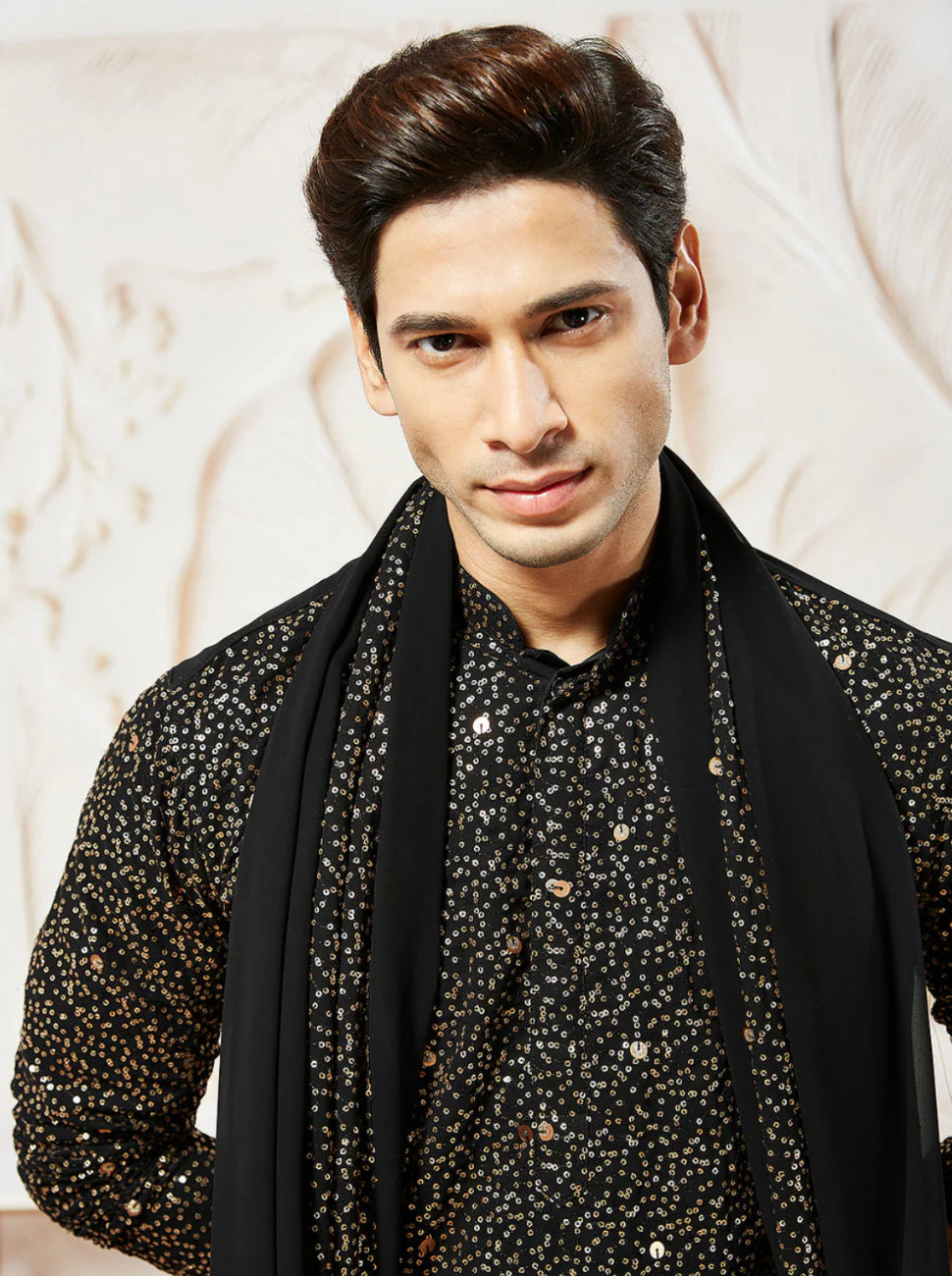 Kurta Pantalon Patiala Noir Profond en Georgette avec Dupatta COLLECTION YUVRAJ
