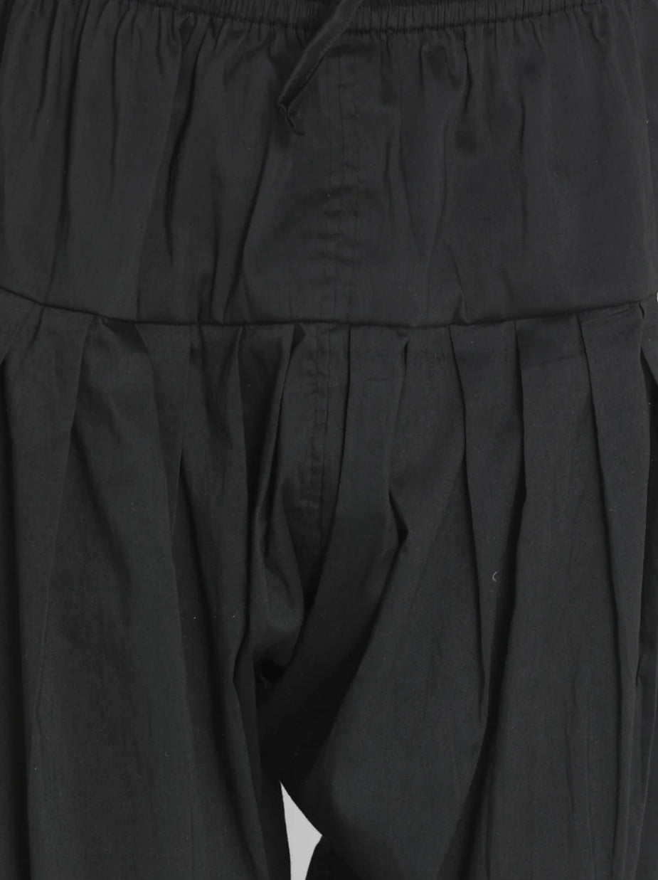 Kurta Pantalon Patiala Noir Profond en Georgette avec Dupatta COLLECTION YUVRAJ
