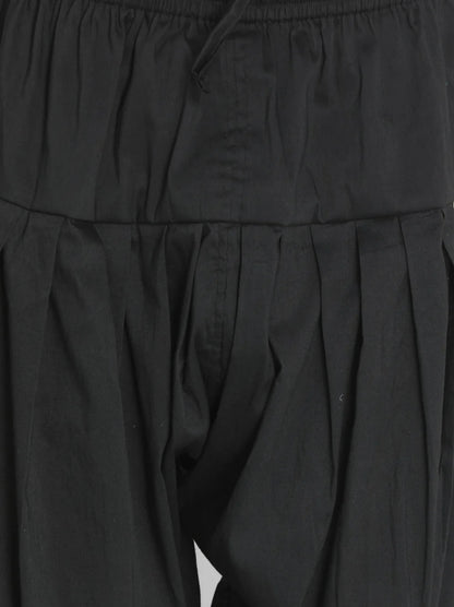 Kurta Pantalon Patiala Noir Profond en Georgette avec Dupatta COLLECTION YUVRAJ