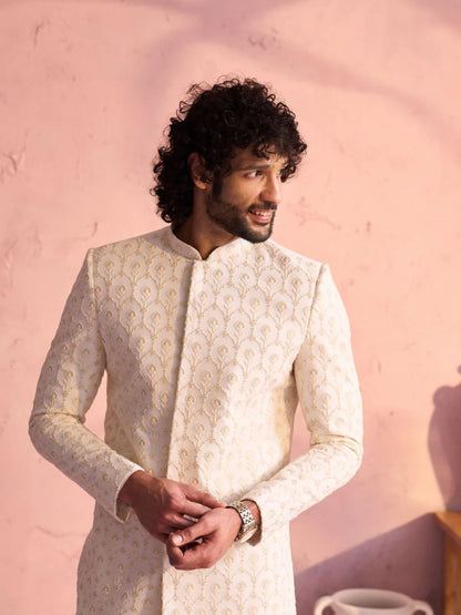 Ensemble Homme Sherwani blanc crème en georgette orné de sequins avec pantalon crème