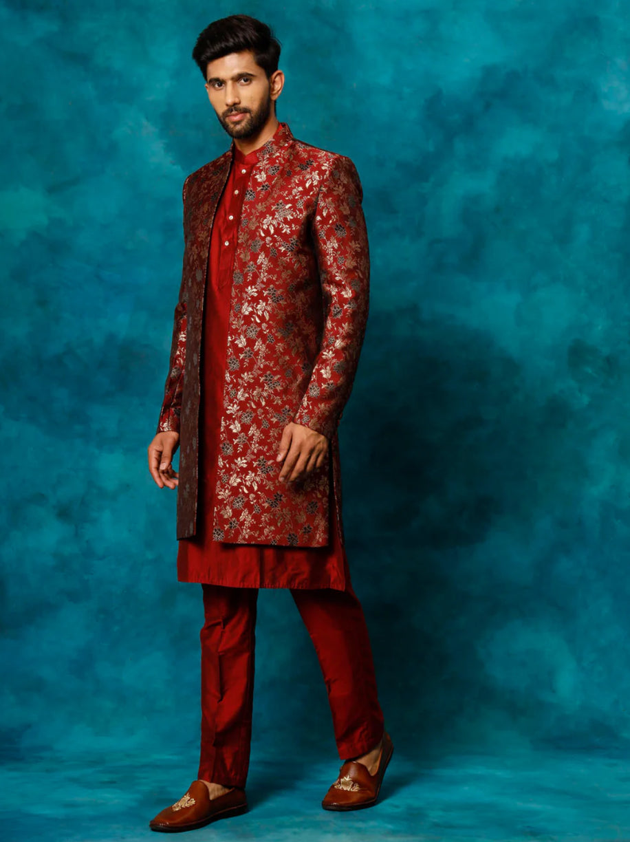 Ensemble Homme 3 pièces Sherwani rouge bordeaux floral de fête en jacquard brodé avec pantalon bordeaux