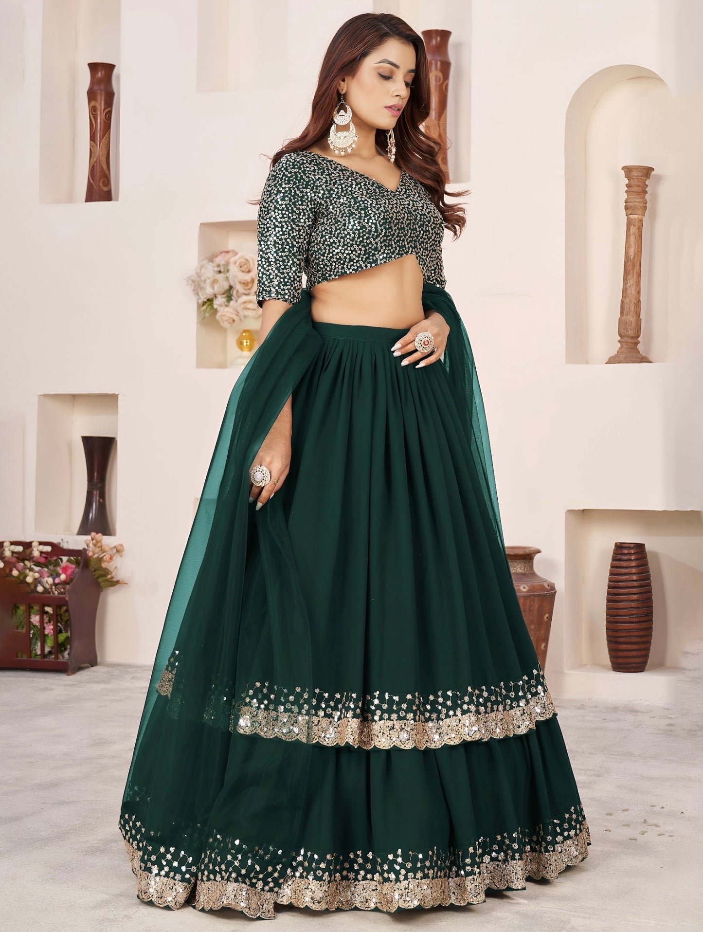 Lehenga vert foncé de fête en georgette et broderies travaillées COLLECTION ANJALI