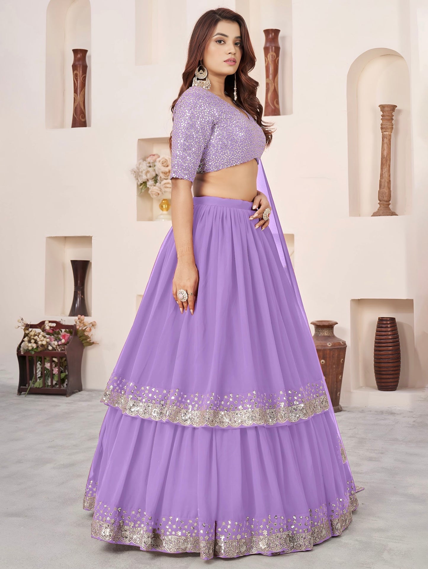 Lehenga violet lavande de fête en georgette et broderies travaillées COLLECTION ANJALI