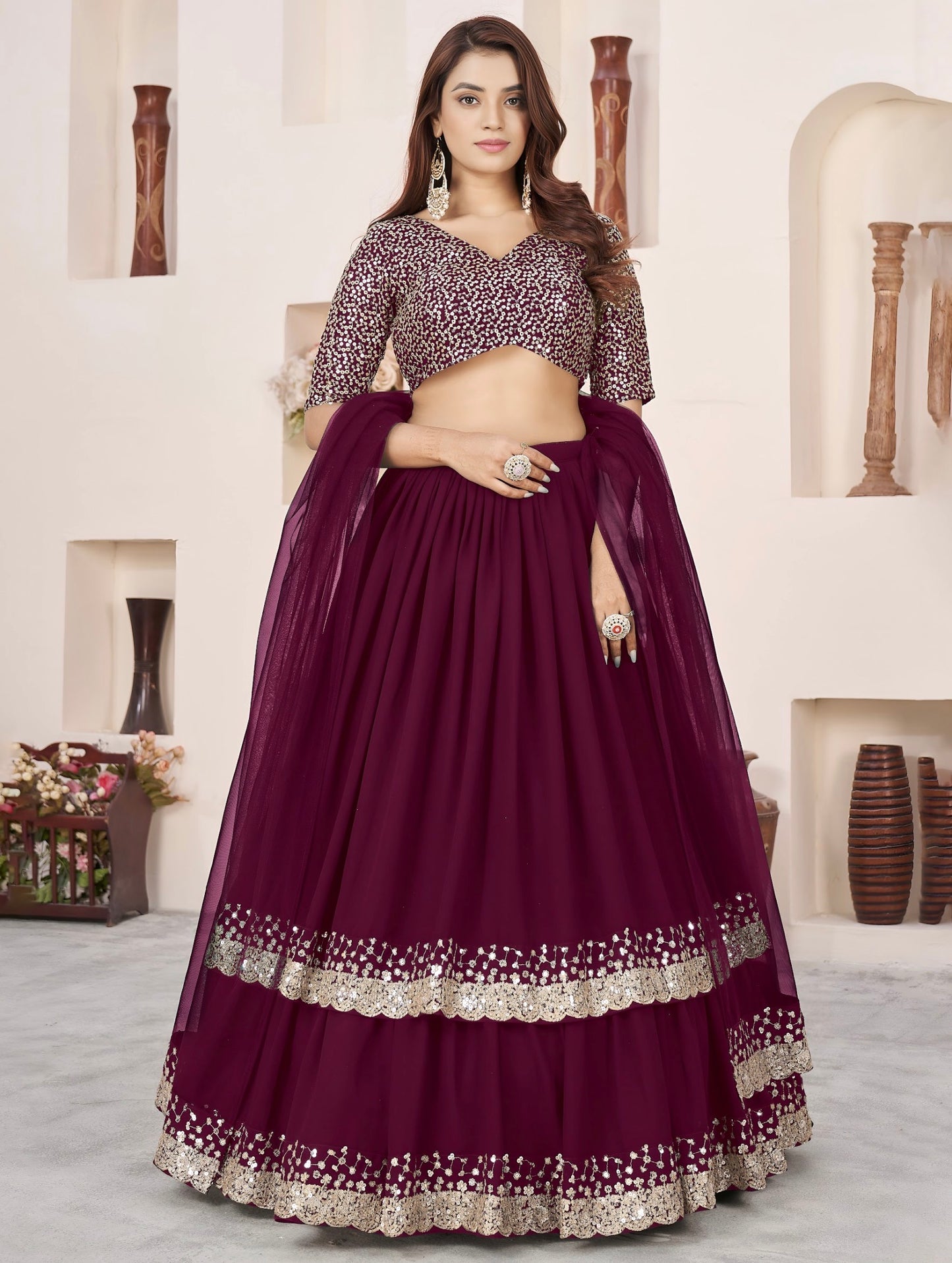 Lehenga violet raisin foncé de fête en georgette et broderies travaillées COLLECTION ANJALI