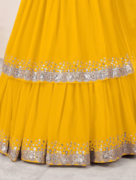Lehenga jaune flamboyant de fête en georgette et broderies travaillées COLLECTION ANJALI