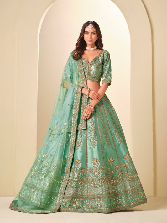 Lehenga vert menthe en soie artificielle avec broderies scintillantes COLLECTION MELINA