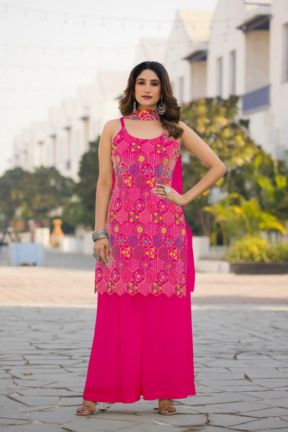 Ensemble Salwar Rose Fuchsia en Chinon avec Broderie à Sequins