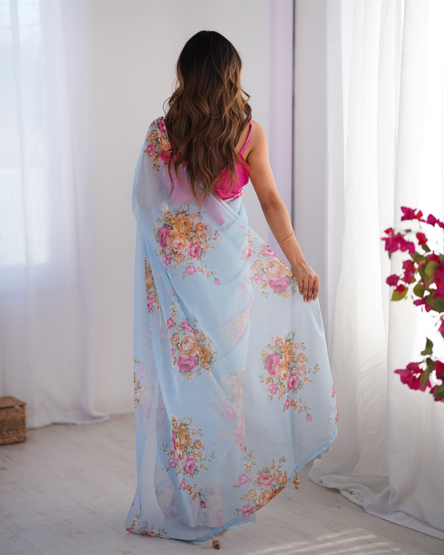 Sari moderne rose et bleu deux tons fleuri COLLECTION ALANA