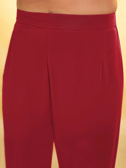 Salwar Suit en Georgette Rouge avec Dupatta traditionnel
