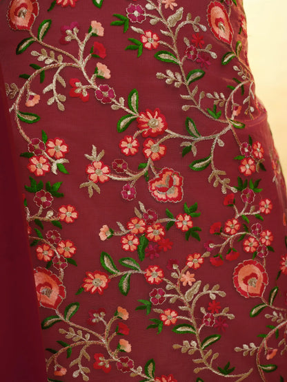 Salwar suit en georgette rouge cerise avec dupatta