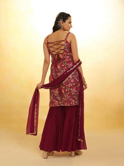Salwar suit en georgette rouge cerise avec dupatta