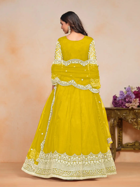 Gelbes Kleid / Abendkleid für besondere Anlässe aus Seide und Stickerei