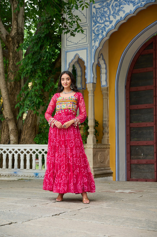 Eleganter rosa-grauer Braut-Lehenga mit Zarkan-Stickerei und Pailletten