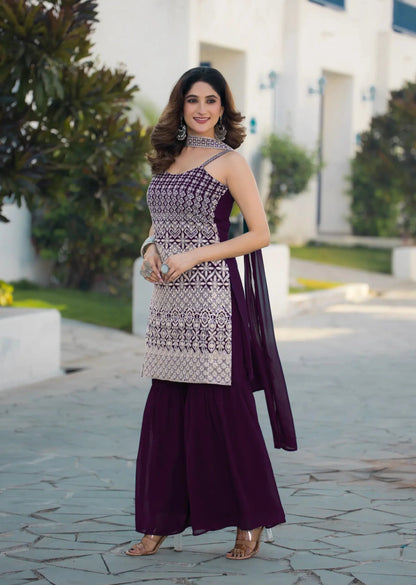 Salwar kameez bordeaux en georgette avec broderie à sequins