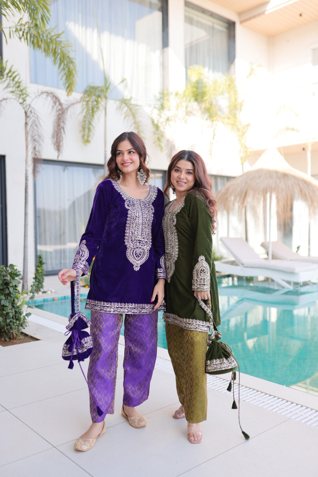 Ensemble Salwar Suit violet foncé et clair en velours et zari avec sac style batwa assorti COLLECTION ZOYA