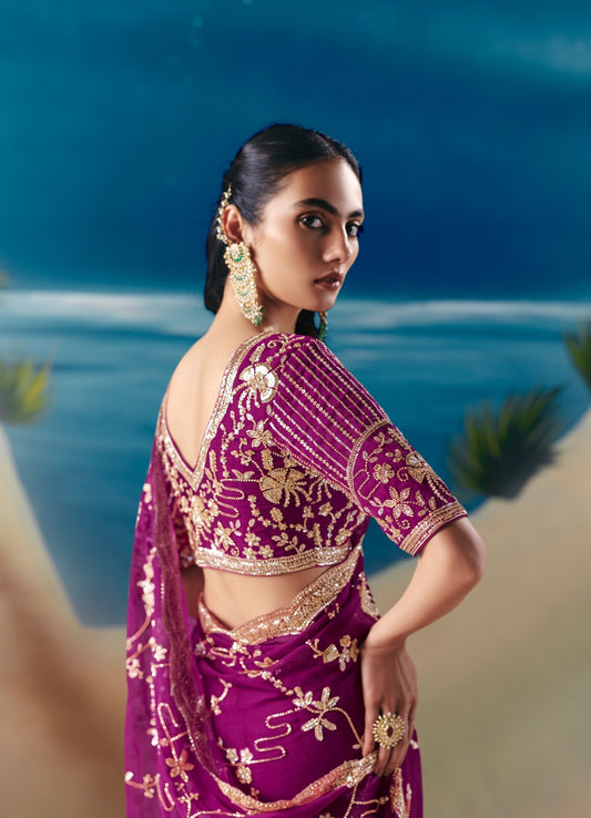 Sari violet aux broderies de sequins et pierres scintillantes COLLECTION ANVESHI