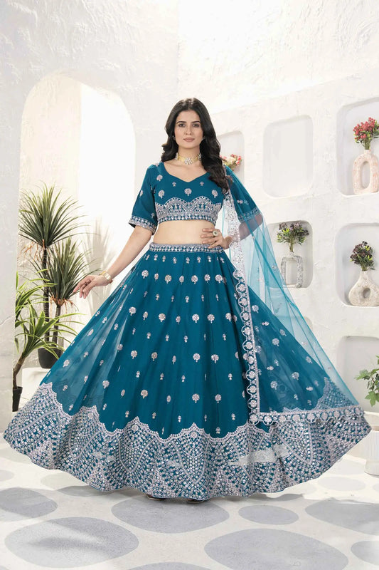 Dunkelblaugrüner Georgette-Lehenga mit Paillettenstickerei und Dupatta