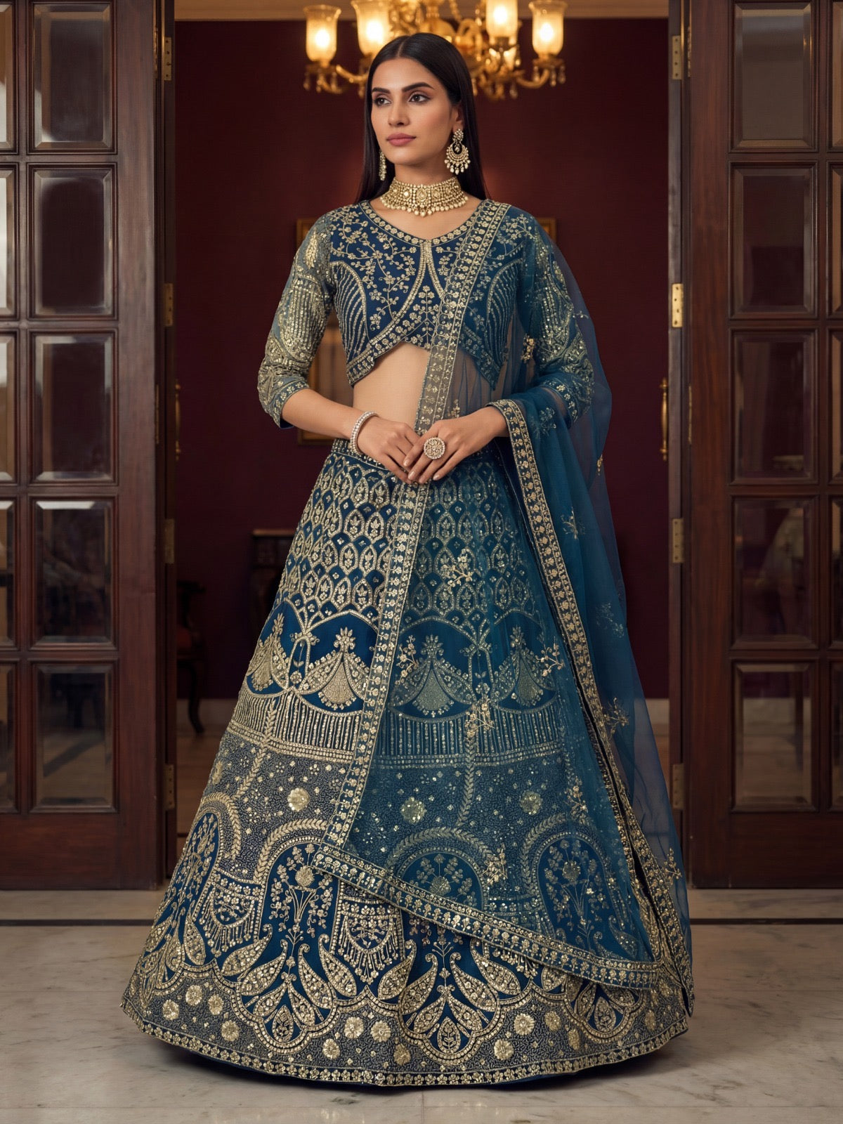 Eleganter rosa-grauer Braut-Lehenga mit Zarkan-Stickerei und Pailletten