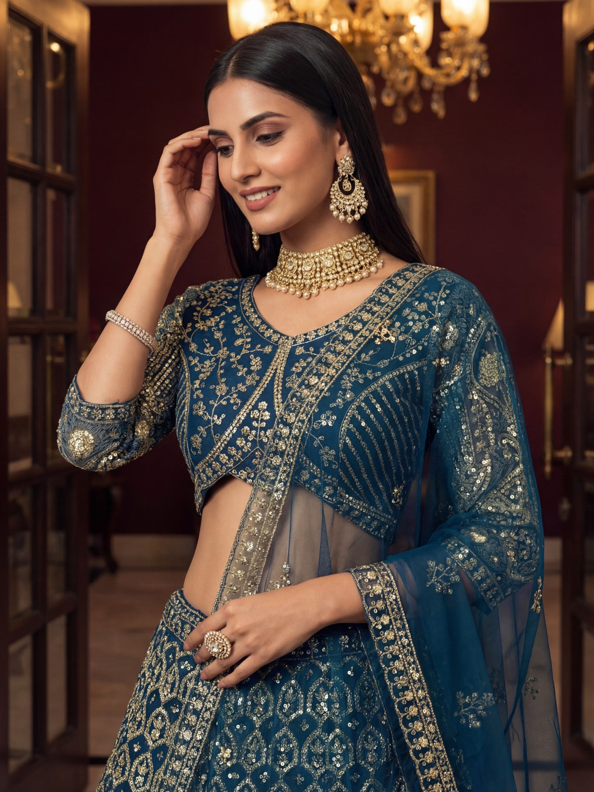 Eleganter rosa-grauer Braut-Lehenga mit Zarkan-Stickerei und Pailletten