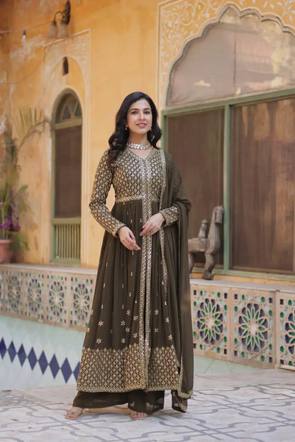 Robe Longue Vert Empire en Georgette avec Broderies de Sequins